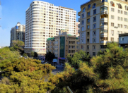 Satılır 2 otaqlı 44 m2 köhnə tikili Elmlər Akademiyası m.