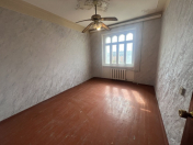 Satılır 3 otaqlı 75 m2 köhnə tikili Y.Günəşli