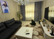 Satılır 3 otaqlı 70 m2 köhnə tikili Həzi Aslanov m.