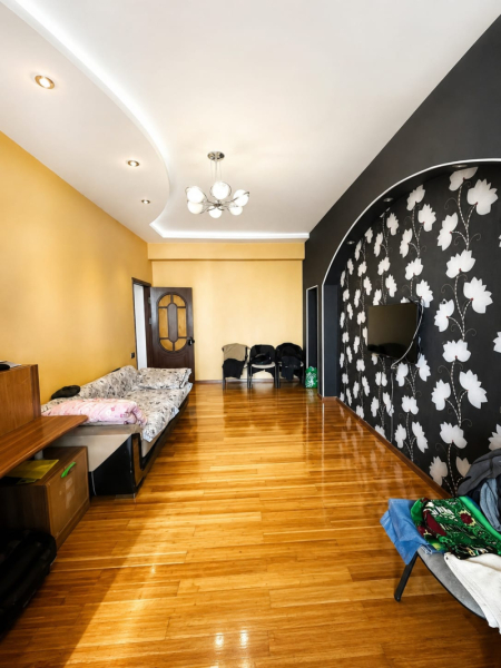 Satılır 3 otaqlı 88 m2 yeni tikili Qara Qarayev m.
