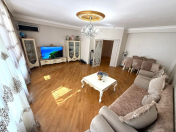 Satılır 4 otaqlı 140 m2 yeni tikili İnşaatçılar m.