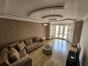 Satılır 3 otaqlı 100 m2 yeni tikili Nəsimi r.