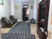 Satılır 2 otaqlı 65 m2 köhnə tikili İçəri Şəhər m.