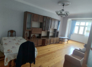 Satılır 3 otaqlı 65 m2 köhnə tikili Xalqlar Dostluğu m.