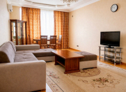 Satılır 3 otaqlı 150 m2 yeni tikili 28 May m.