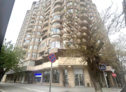 Satılır 2 otaqlı 96 m2 yeni tikili Gənclik m.