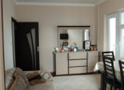 Satılır 3 otaqlı 75 m2 köhnə tikili Xalqlar Dostluğu m.