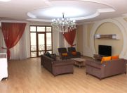 Satılır 4 otaqlı 220 m2 yeni tikili 28 May m.