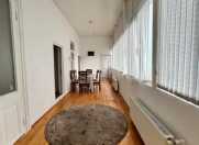 İcarəyə verilir 4 otaqlı 110 m2 köhnə tikili İçəri Şəhər m.