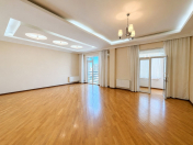 Satılır 3 otaqlı 220 m2 yeni tikili 28 May m.