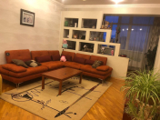 Satılır 2 otaqlı 101 m2 yeni tikili İnşaatçılar m.