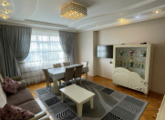 Satılır 2 otaqlı 90 m2 yeni tikili Nizami m.