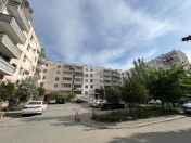Satılır 4 otaqlı 100 m2 yeni tikili Şah İsmayıl Xətai m.