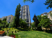Satılır 3 otaqlı 140 m2 yeni tikili 8 Noyabr m.