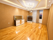Satılır 3 otaqlı 110 m2 yeni tikili Xalqlar Dostluğu m.