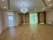 Satılır 3 otaqlı 130 m2 yeni tikili Heydər Əliyev Mərkəzi