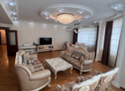 Satılır 4 otaqlı 192 m2 yeni tikili 28 May m.