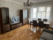 Satılır 3 otaqlı 80 m2 yeni tikili Nizami m.