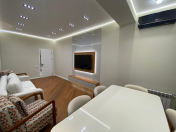 Satılır 2 otaqlı 70 m2 yeni tikili 28 May m.