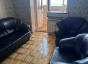 Satılır 3 otaqlı 100 m2 köhnə tikili Həzi Aslanov m.