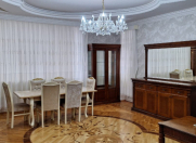 Satılır 4 otaqlı 150 m2 yeni tikili Nəriman Nərimanov m.