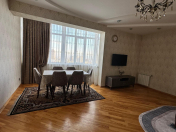 Satılır 3 otaqlı 120 m2 yeni tikili 20 yanvar m.