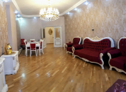 Satılır 4 otaqlı 170 m2 yeni tikili Gənclik m.