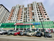 Satılır 3 otaqlı 100 m2 köhnə tikili 8 Noyabr m.