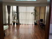 Satılır 2 otaqlı 120 m2 yeni tikili 28 May m.