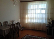 Satılır 3 otaqlı 90 m2 köhnə tikili Qaraçuxur