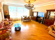 Satılır 3 otaqlı 140 m2 yeni tikili Şah İsmayıl Xətai m.