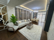 Satılır 3 otaqlı 128 m2 yeni tikili Qara Qarayev m.