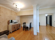 Satılır 3 otaqlı 80 m2 köhnə tikili Həzi Aslanov m.