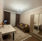 Satılır 2 otaqlı 60 m2 köhnə tikili İnşaatçılar m.