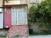 Satılır 3 otaqlı 90 m2 köhnə tikili Həzi Aslanov m.