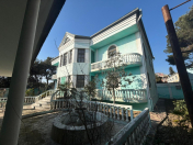 Satılır 10 otaqlı 550 m2 villa Xətai r.