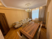 Satılır 3 otaqlı 90 m2 yeni tikili Xalqlar Dostluğu m.