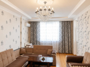 Satılır 3 otaqlı 100 m2 yeni tikili Bakıxanov