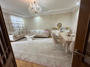 Satılır 3 otaqlı 130 m2 yeni tikili Badamdar
