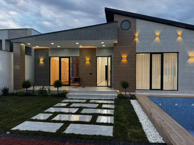 Satılır 3 otaqlı 160 m2 həyət evi Mərdəkan