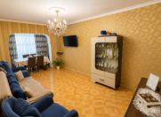 Satılır 3 otaqlı 90 m2 köhnə tikili Əhmədli m.