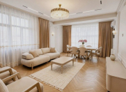 Satılır 3 otaqlı 115 m2 yeni tikili 28 May m.
