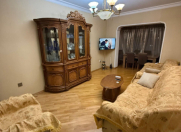 Satılır 4 otaqlı 110 m2 köhnə tikili Əhmədli m.