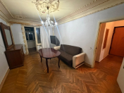Satılır 3 otaqlı 100 m2 köhnə tikili 8 km