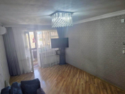 Satılır 3 otaqlı 90 m2 köhnə tikili Atatürk parkı