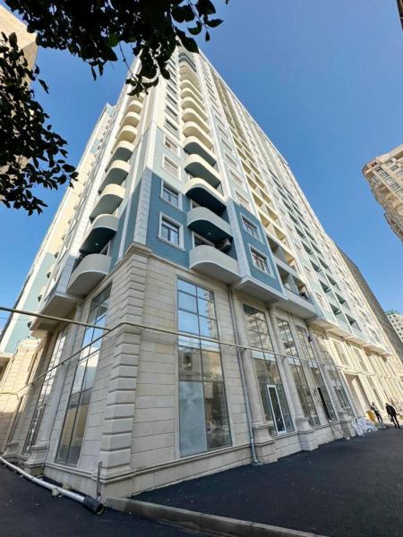 Satılır 4 otaqlı 180 m2 yeni tikili Asan Xidmət-1