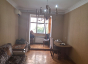 Satılır 3 otaqlı 60 m2 köhnə tikili 8 mkr