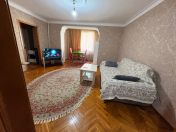 Satılır 3 otaqlı 75 m2 köhnə tikili 2 mkr