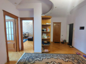 Satılır 2 otaqlı 100 m2 yeni tikili Gənclik m.