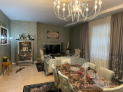 Satılır 5 otaqlı 250 m2 villa Badamdar